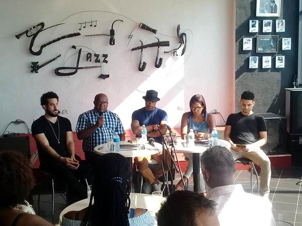 Roberto Fonseca de primera vez con disco Yesun 